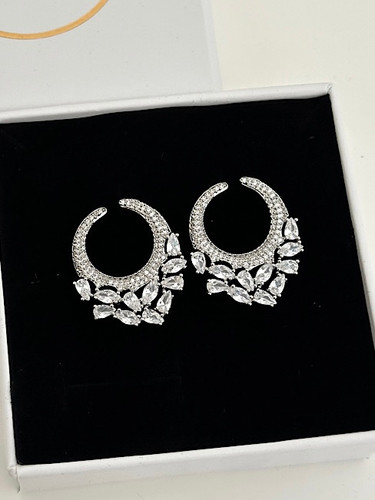 گوشواره جواهری