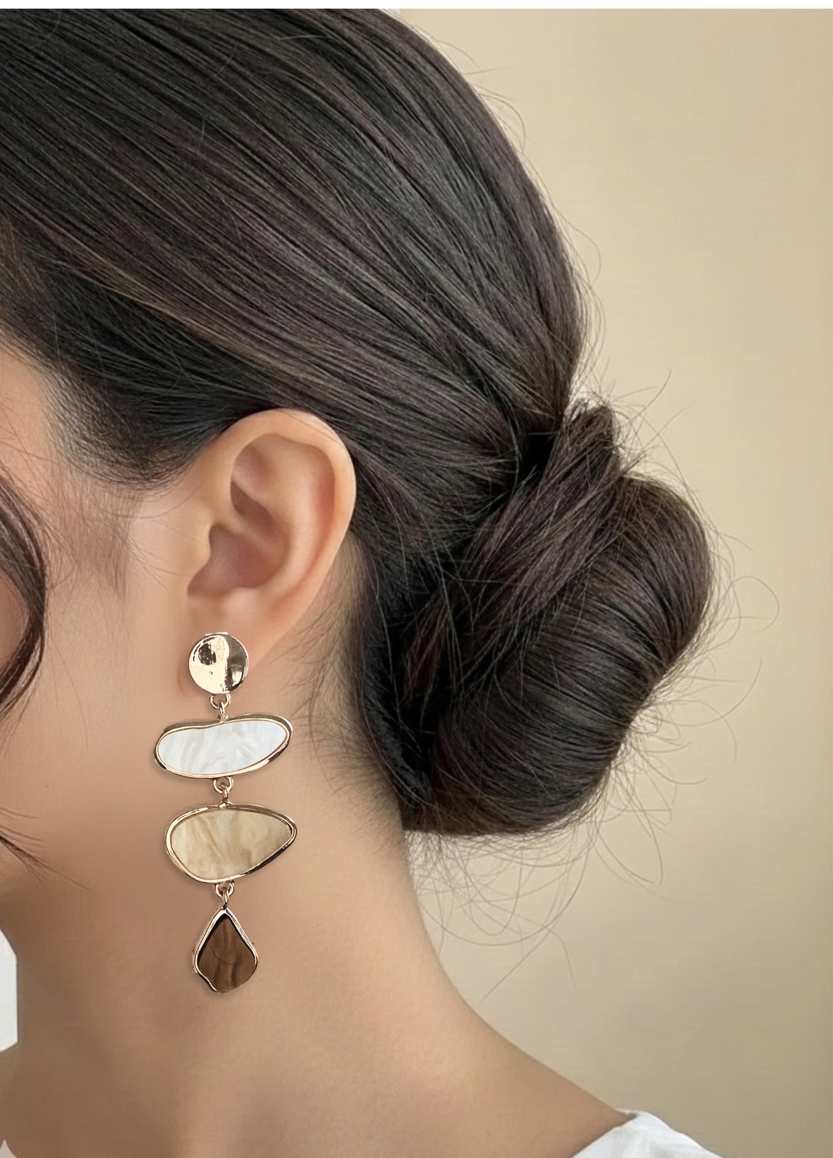 گوشواره رنگی تم قهوه‌ای