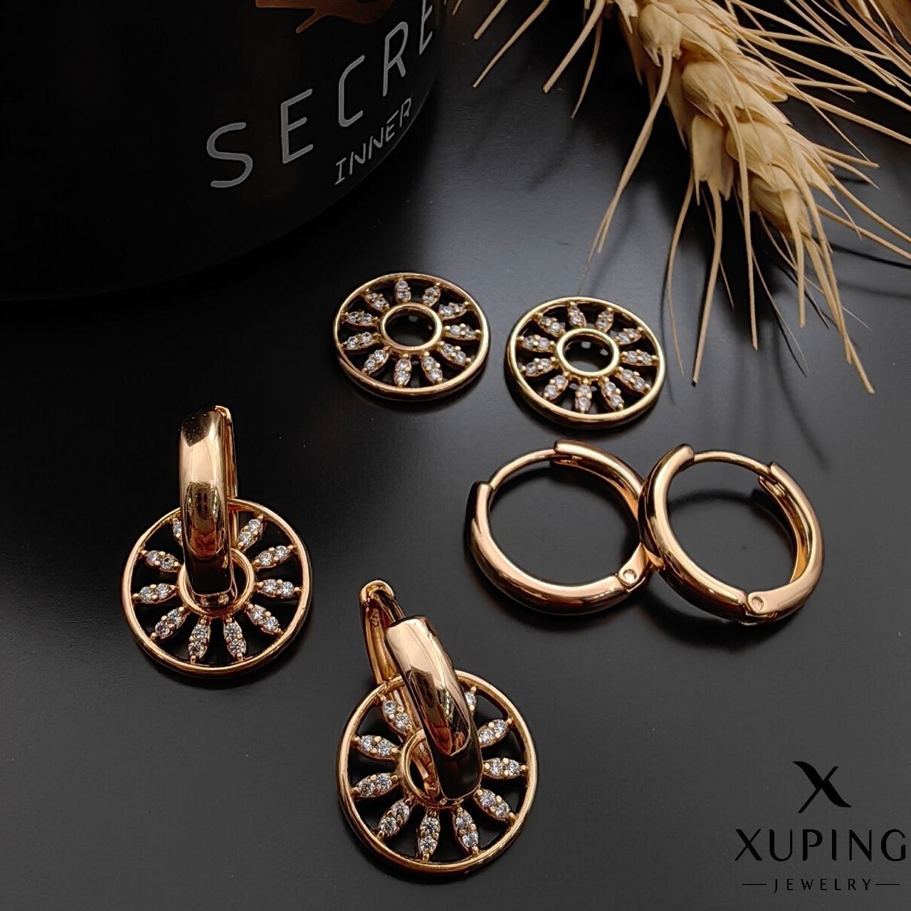 گوشواره طلایی حلقه ای نگین دار ژوپینگ
